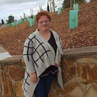 Robyn Richards Photo 29