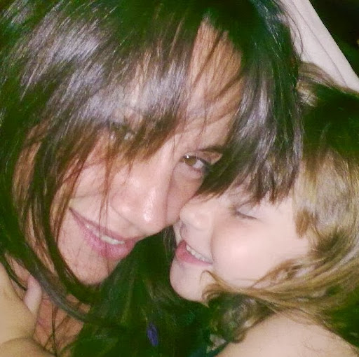 Paula Vazquez Photo 35