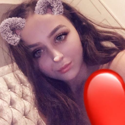 Danielle Douglas Photo 32