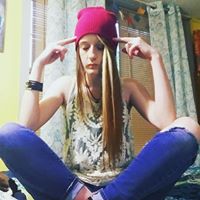 Elizabeth Schenk Photo 17