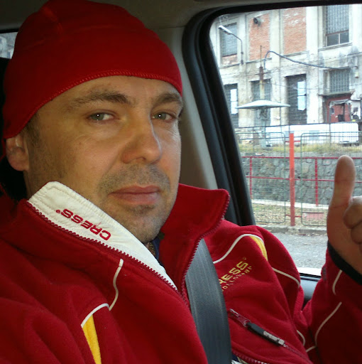 Tomas Kozel Photo 6