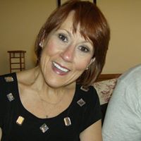 Suzanne Moss Photo 16