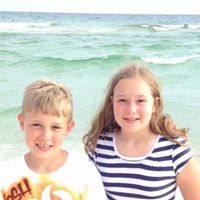 Julie Hembree Photo 7