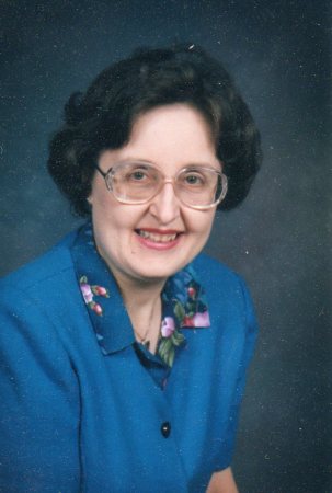 Alice Holmes Photo 32