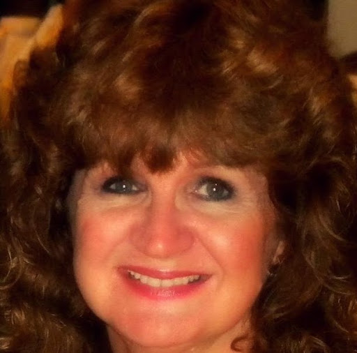 Michele Gardner Photo 12