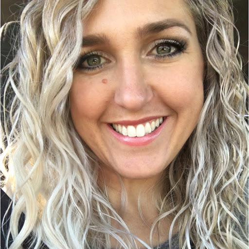 Stephanie Kim Photo 28