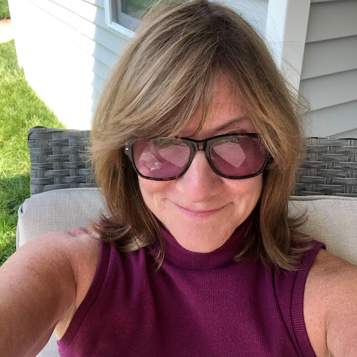 Cindy White Photo 26