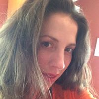 Elizabeth Luttrell Photo 16