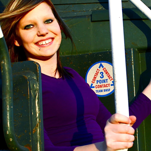 Christa Winter Photo 6