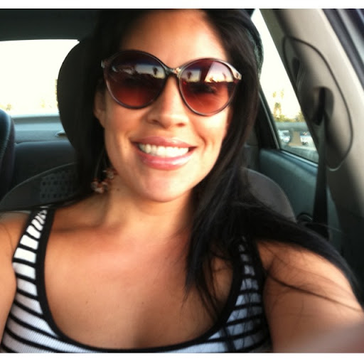 Debbie Hernandez Photo 12