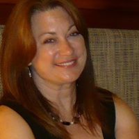 Kathleen Wallace Photo 30