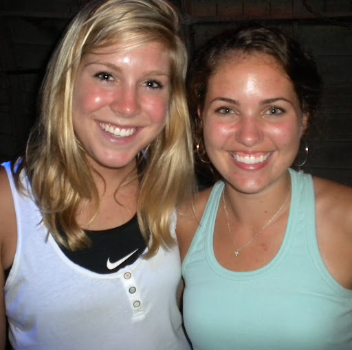 Kristen Vaughan Photo 16