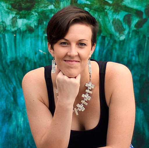 Sara Snyder Photo 30