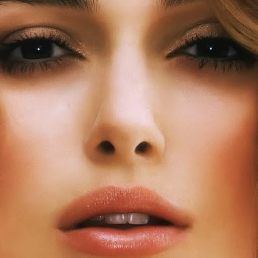 Joey Webster Photo 9