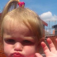 Pauline George Photo 17