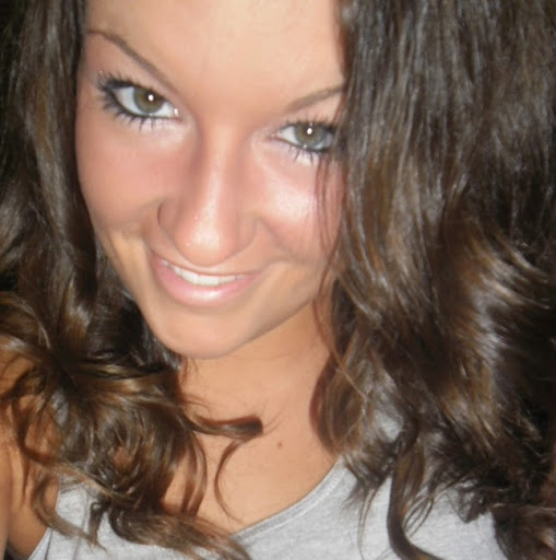 Cassie Smith Photo 22