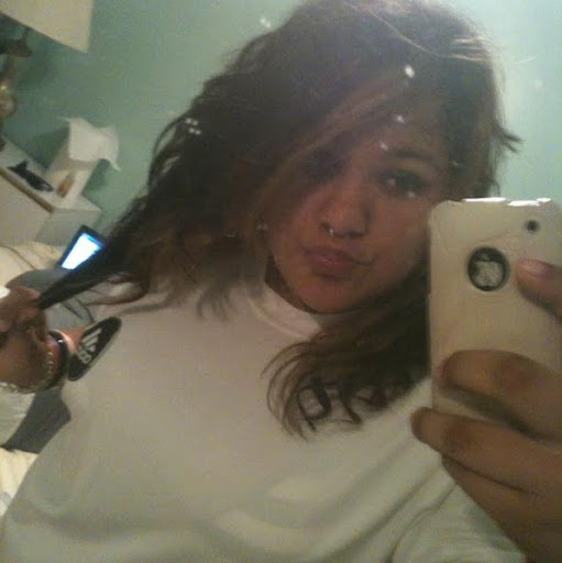 Rebecca Quiroz Photo 10