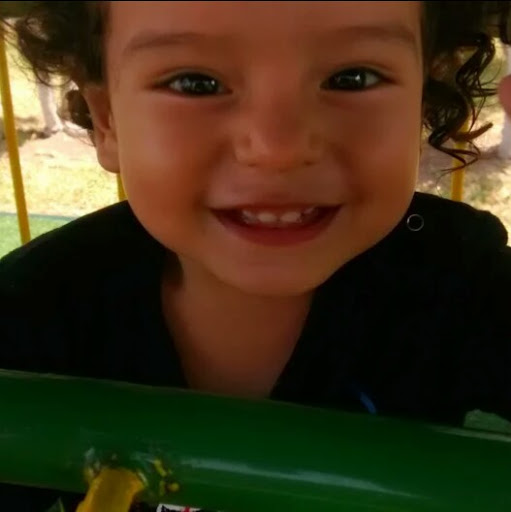 Christopher Cruz Photo 17