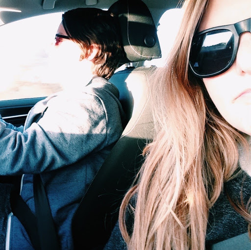 Elizabeth Everett Photo 20