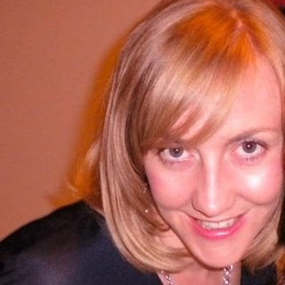 Elizabeth Sanderson Photo 19