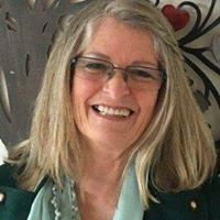 Elizabeth Sayers Photo 17