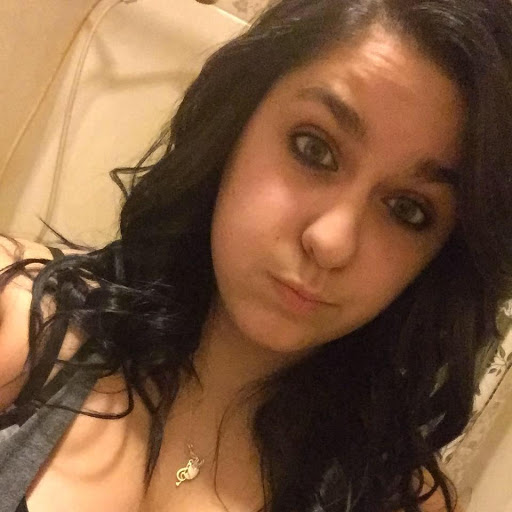 Samantha Bowman Photo 38