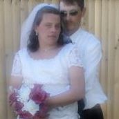 April Sharpe Photo 29