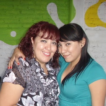 Laura Alvarado Photo 31