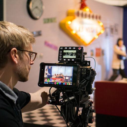 Jamie Schreiber Photo 9