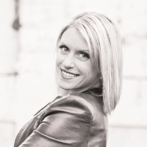 Stephanie Wood Photo 15