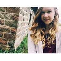 Emily Busch Photo 6