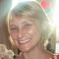 Stephanie Benjamin Photo 14