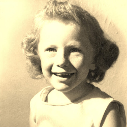 Debra Terry Photo 14