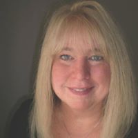 Shelley Miller Photo 12