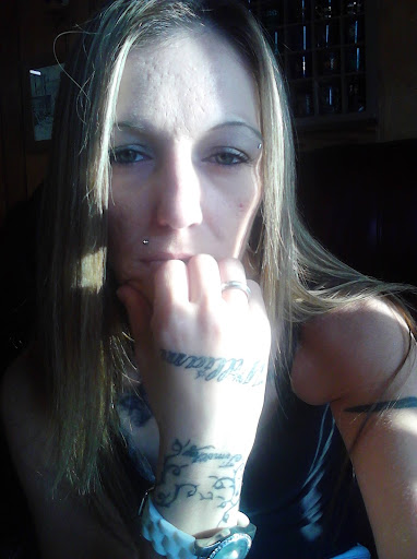 Misty Russell Photo 6