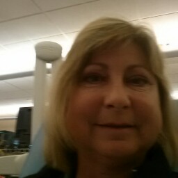 Lori Wilkinson Photo 14