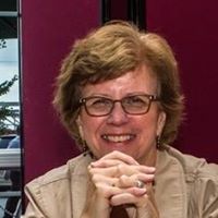 Ellen Hamilton Photo 13