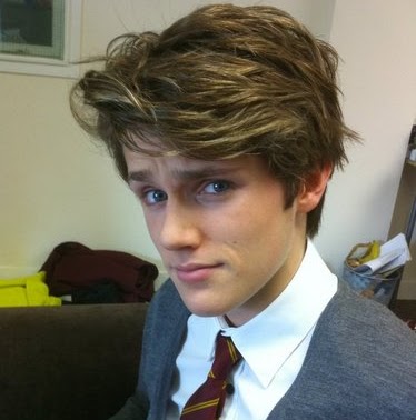 Eugene Simon Photo 14