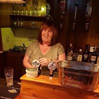 Angela Landers Photo 13