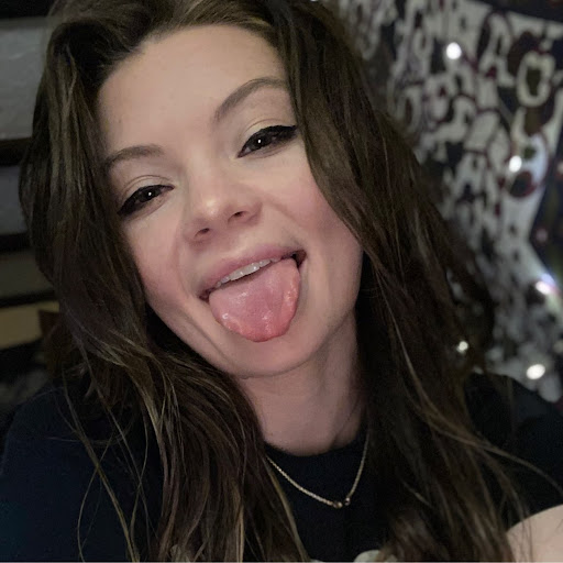 Candace Grace Photo 1