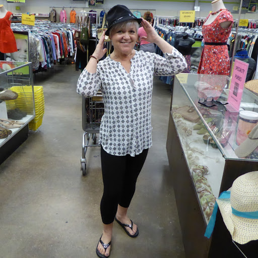 Marlene Buck Photo 25