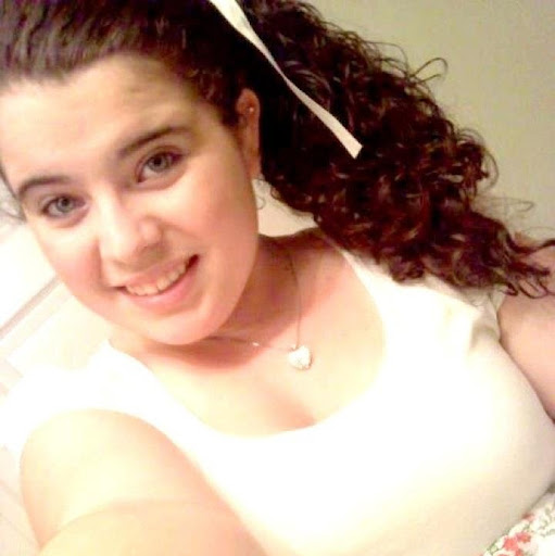 Emily Matthews Photo 29