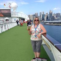 Julie Milburn Photo 10