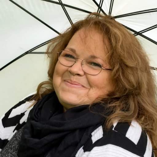 Kathleen Coleman Photo 6