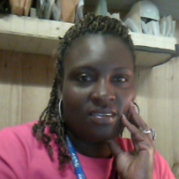 Carla Roberts Photo 32