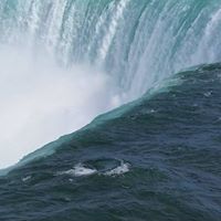 Julia Marsh Photo 17