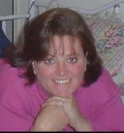 Jennifer Edwards Photo 38