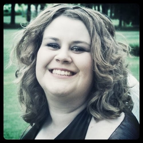 Jennifer Clay Photo 12