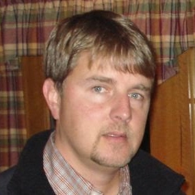Chris Robbins Photo 30