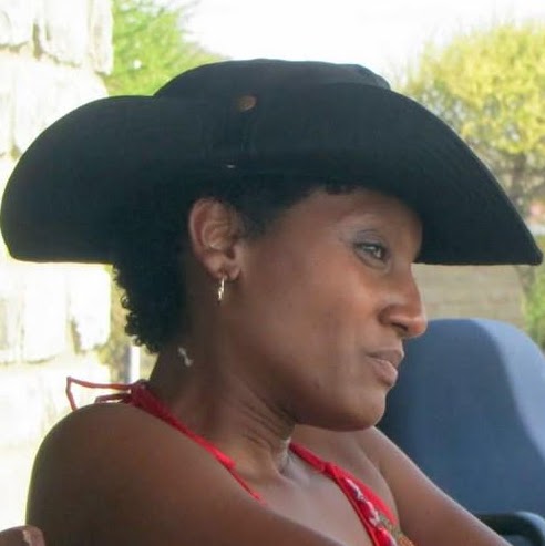 Robyn Emerson Photo 3